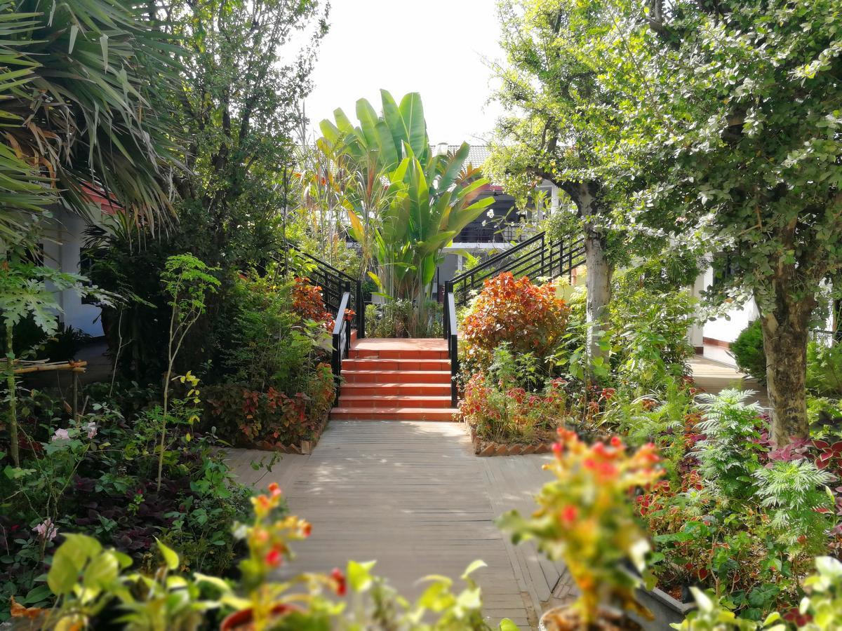 Angkor Hotel Siem Reap Eksteriør billede